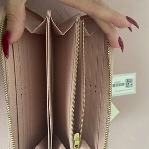 Louis Vuitton Damier Azur Zippy Wallet